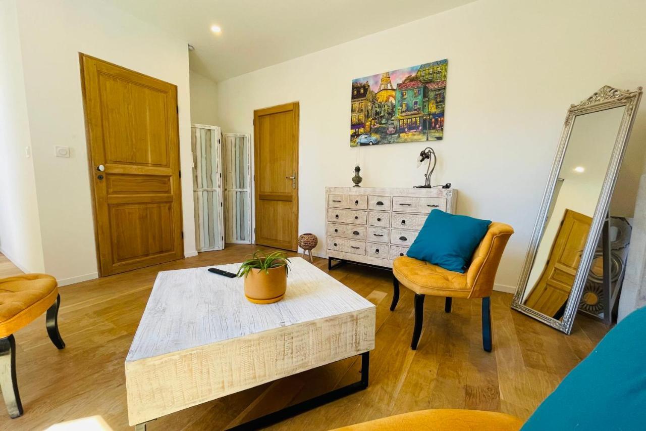 The Ronsardienne Suite In A Charming Mansion At The Gates Of Tours Saint-Avertin Exteriör bild